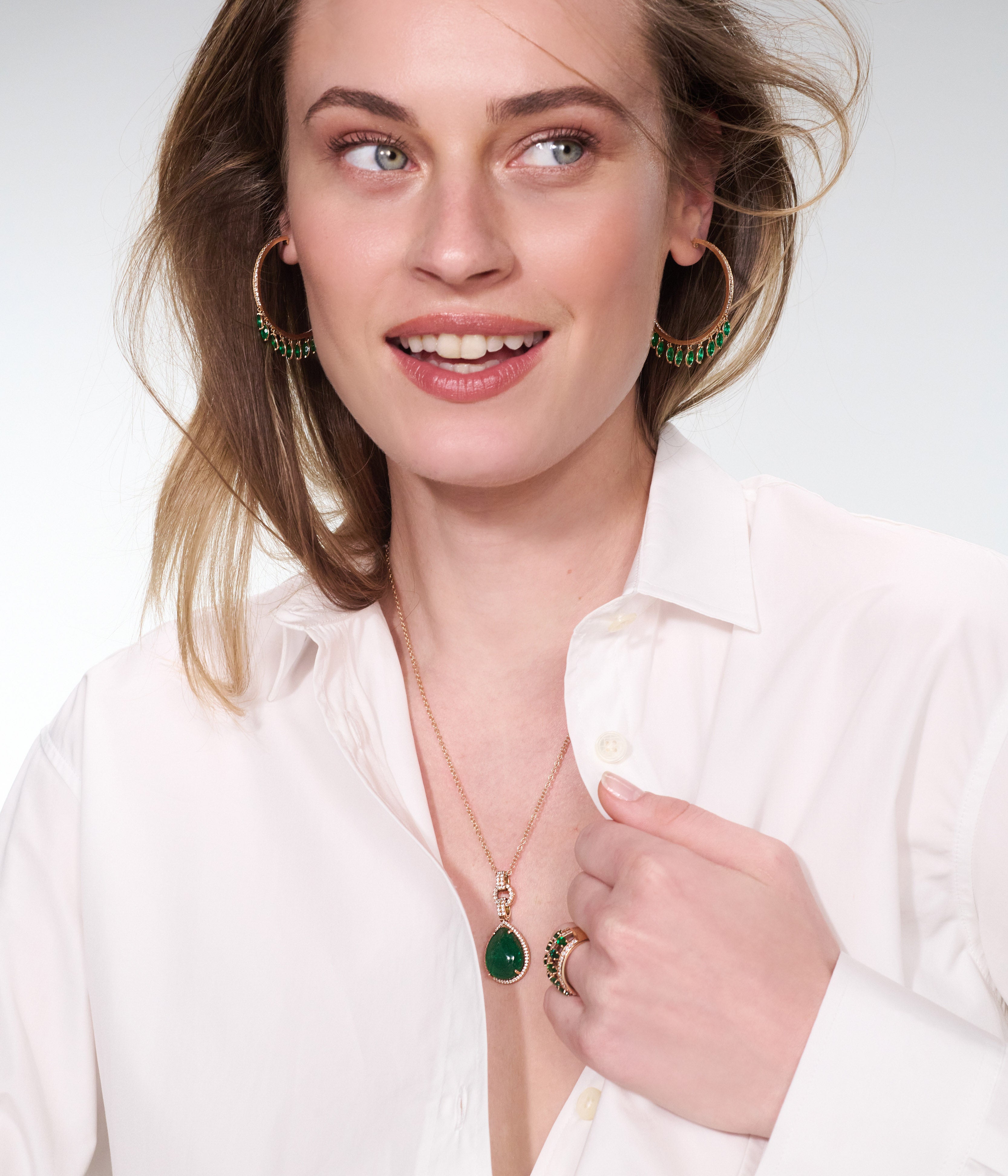 Bangle Emerald Earring