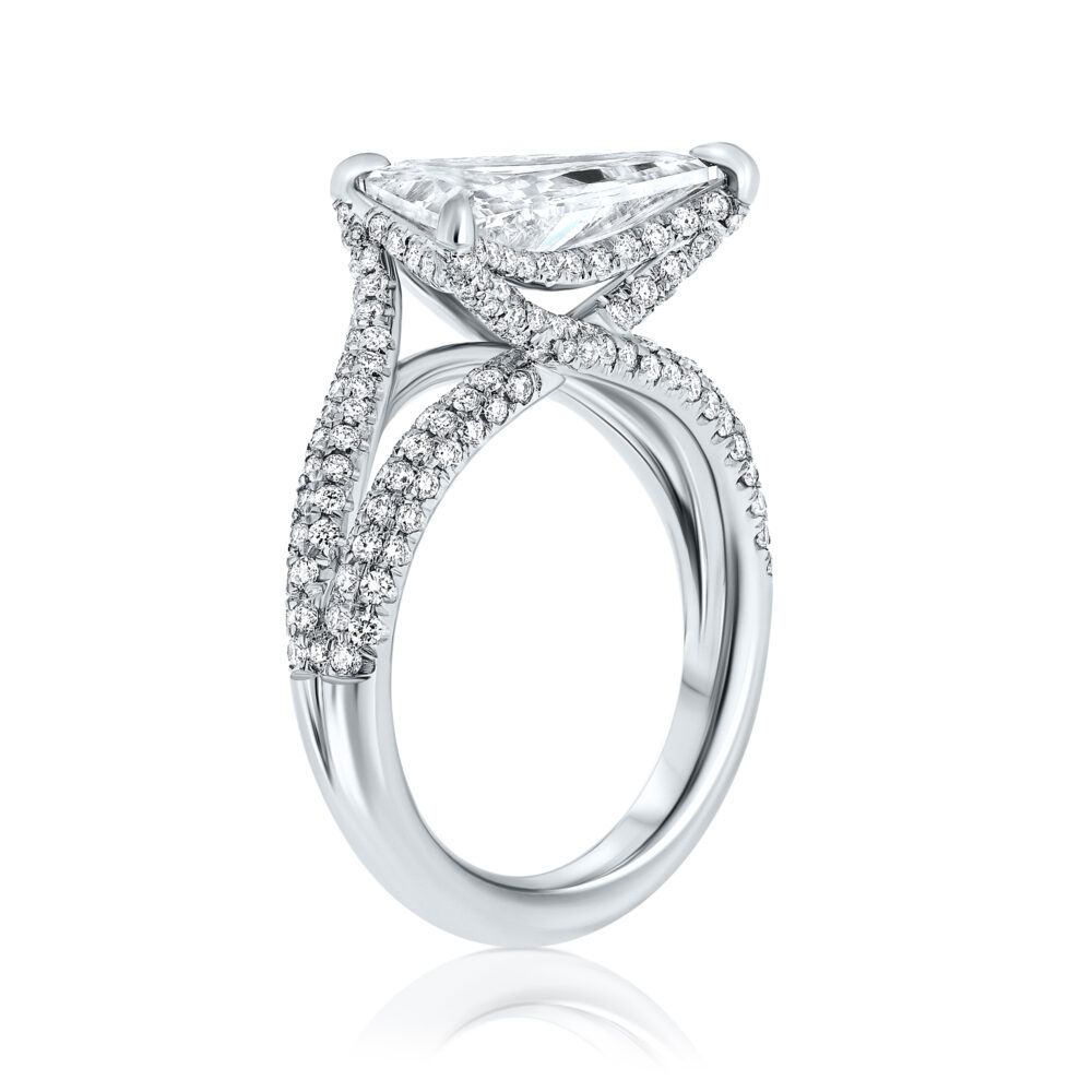 Triangle diamond ring