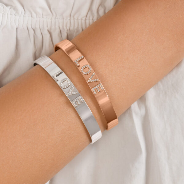 'LOVE' Nameplate Bracelet